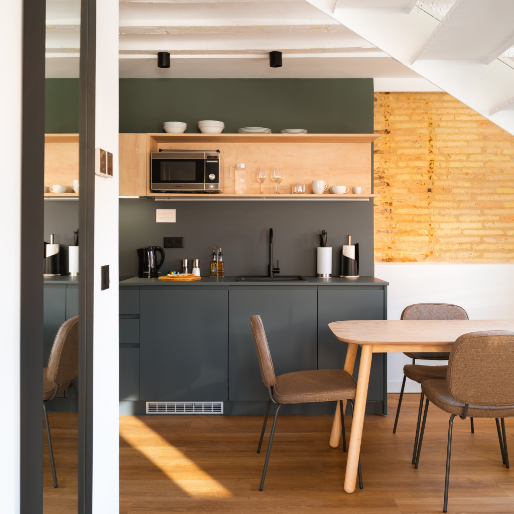 Limehome apartment Pamplona near Taconera Gardens