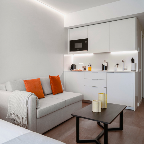 Limehome Av. Defensores de Chaves